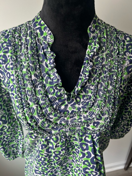 Lilly Pulitzer Tops - Lilly Pulitzer Vivi Peasant Top in the Thrill of the Chaise leopard print - XS